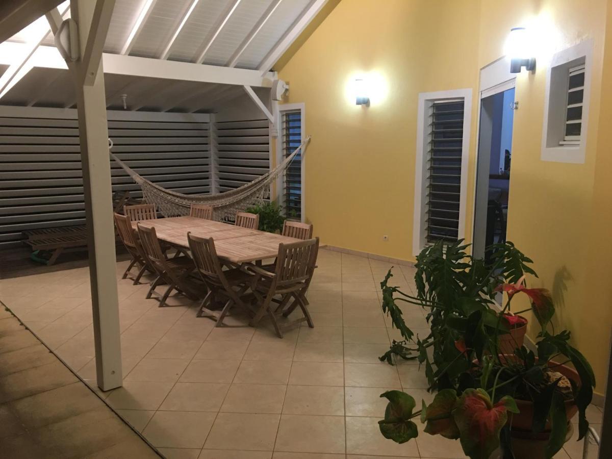 La villa de Christian Baie-Mahault Extérieur photo